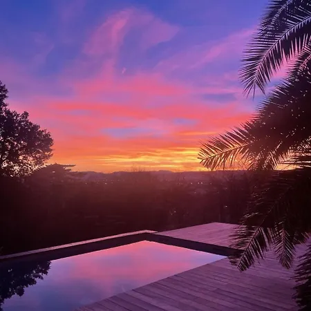 Superbe Panoramic Provence 蒙特利马尔